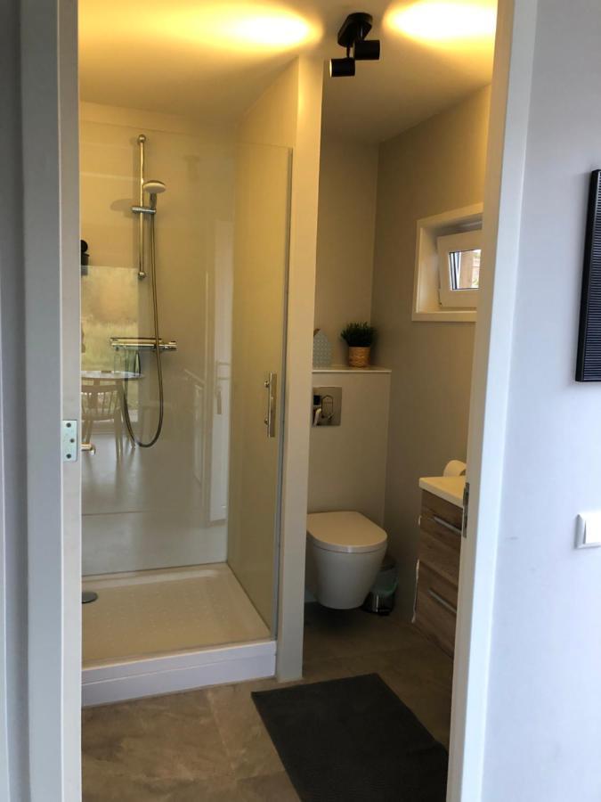 B&B Snurk Stiens, Fijn Verblijf Aan Open Vaarwater מראה חיצוני תמונה