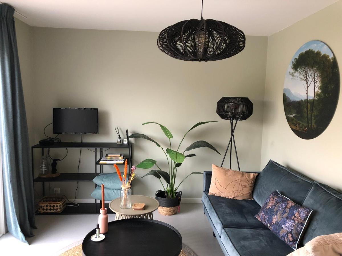 B&B Snurk Stiens, Fijn Verblijf Aan Open Vaarwater מראה חיצוני תמונה